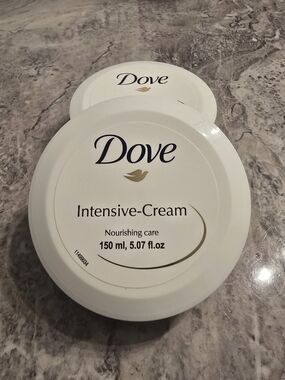🦩 5 Oz. Dove Intensive Cream Nourishing Care